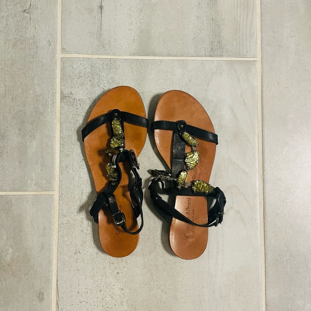 Preloved sandals all real leather made in Italy size 7.